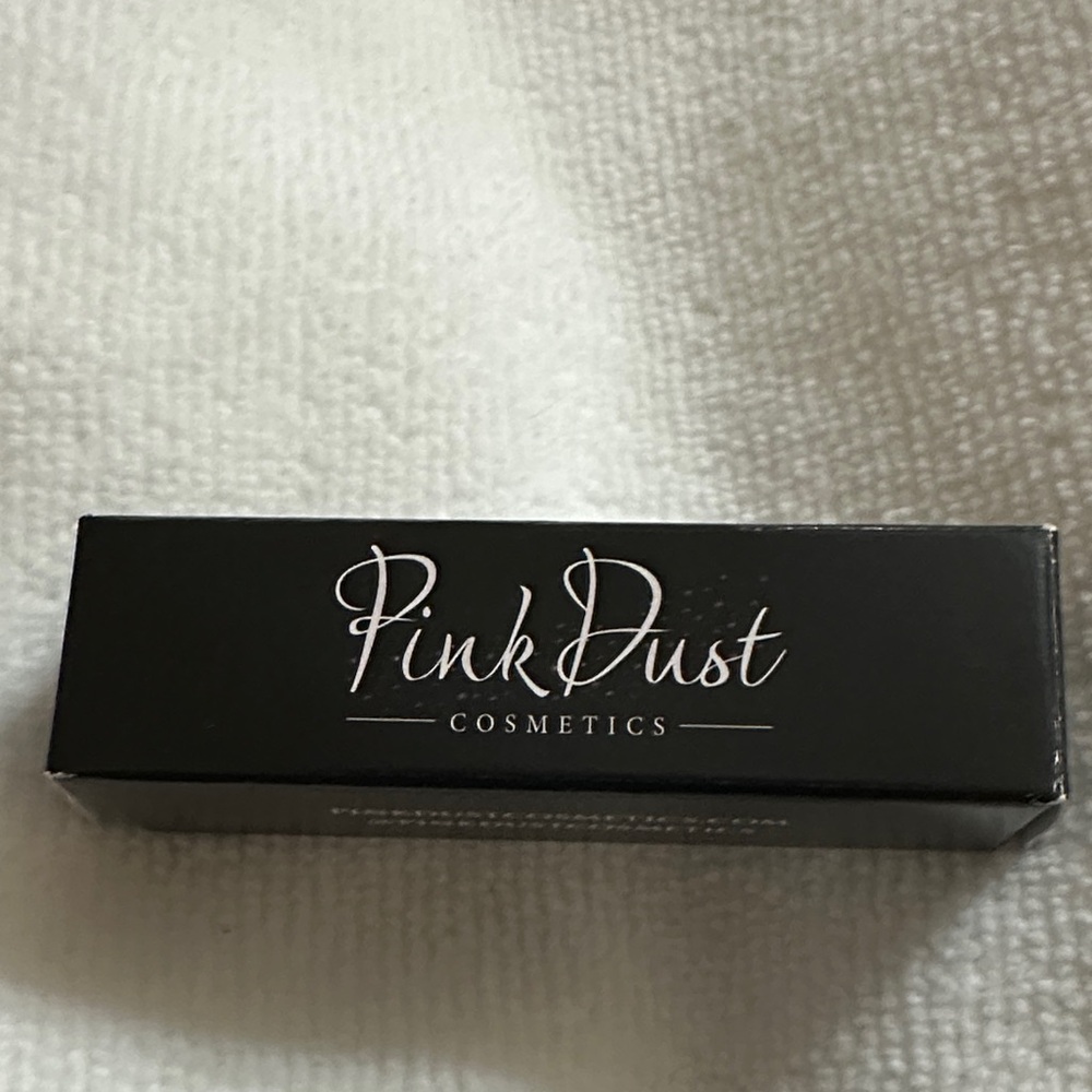 Pink dust cosmetics lipstick -